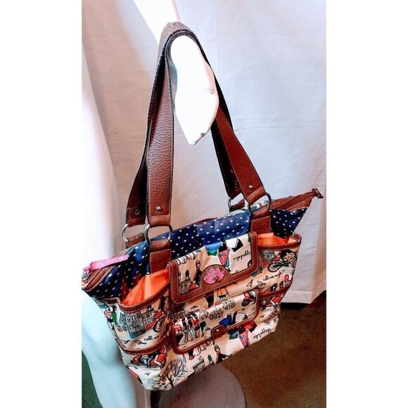 Purse - Picture 1 of 9